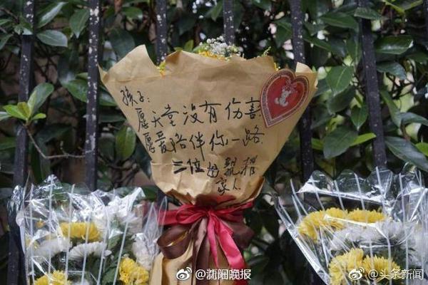 考辛斯：勇士在联盟里是顶级的 季后赛期间他们有球员家属专机